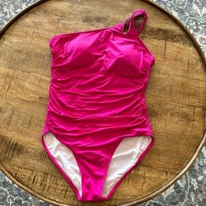 Holipick One shoulder one piece bathing suit